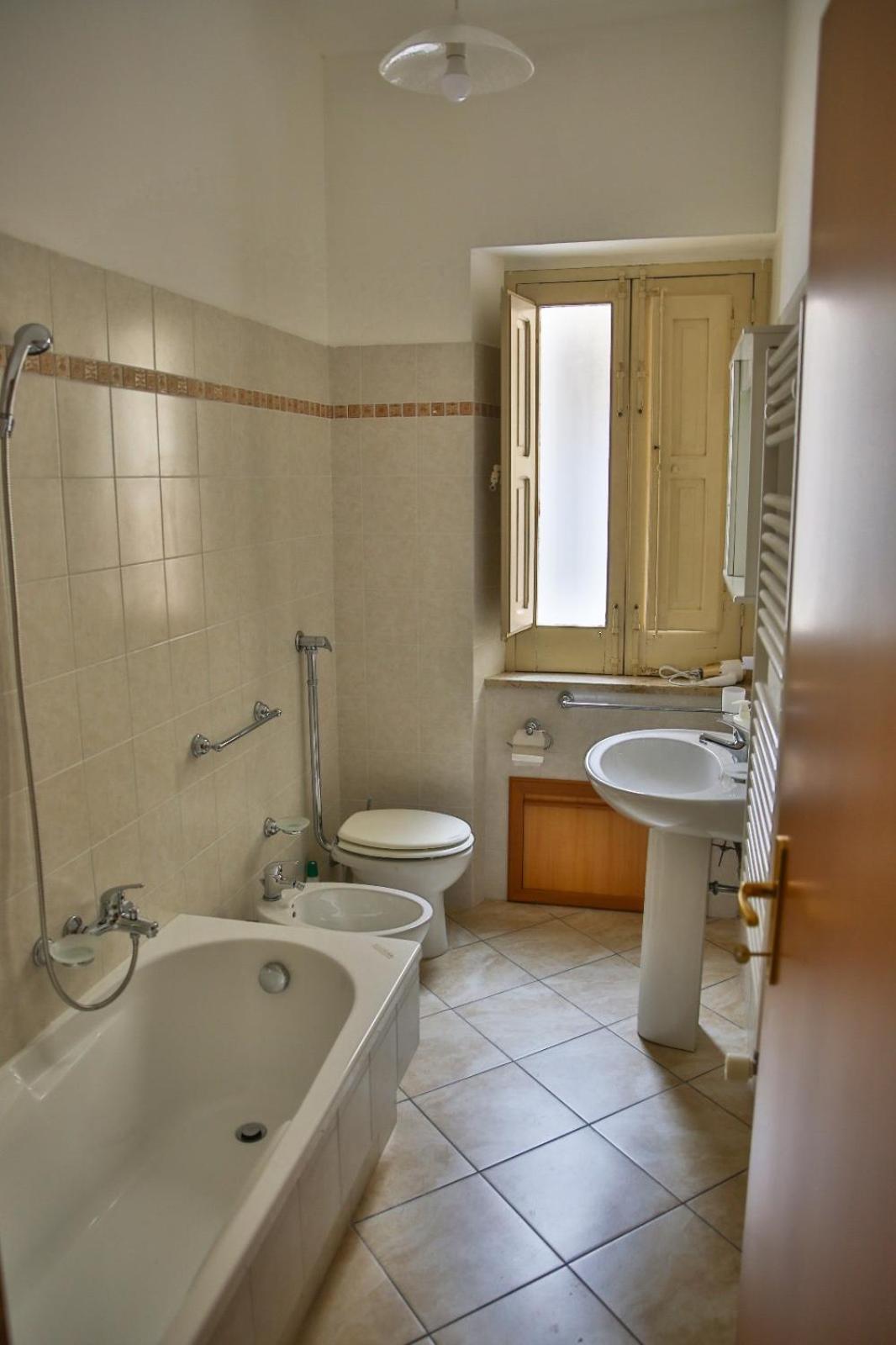 Holiday Home Castle Salemi - Casa Vacanze ภายนอก รูปภาพ