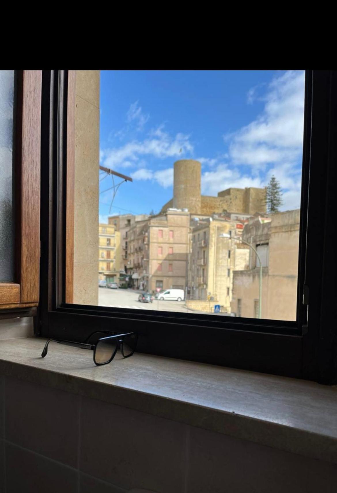 Holiday Home Castle Salemi - Casa Vacanze ภายนอก รูปภาพ