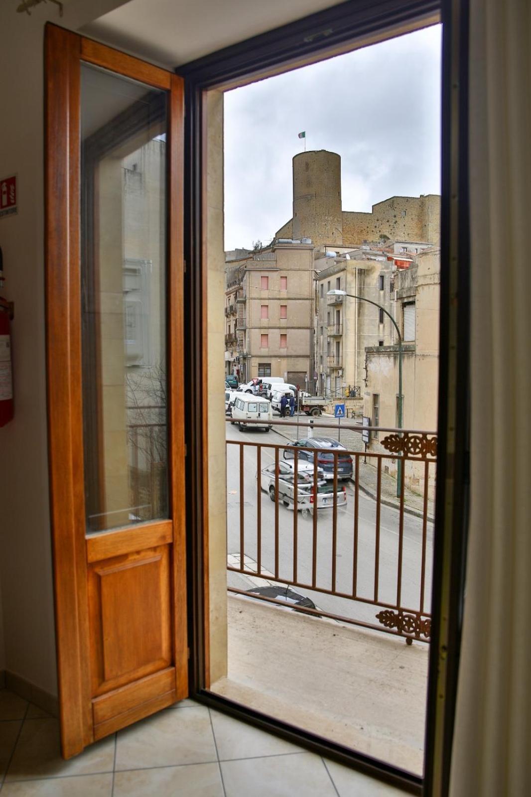 Holiday Home Castle Salemi - Casa Vacanze ภายนอก รูปภาพ
